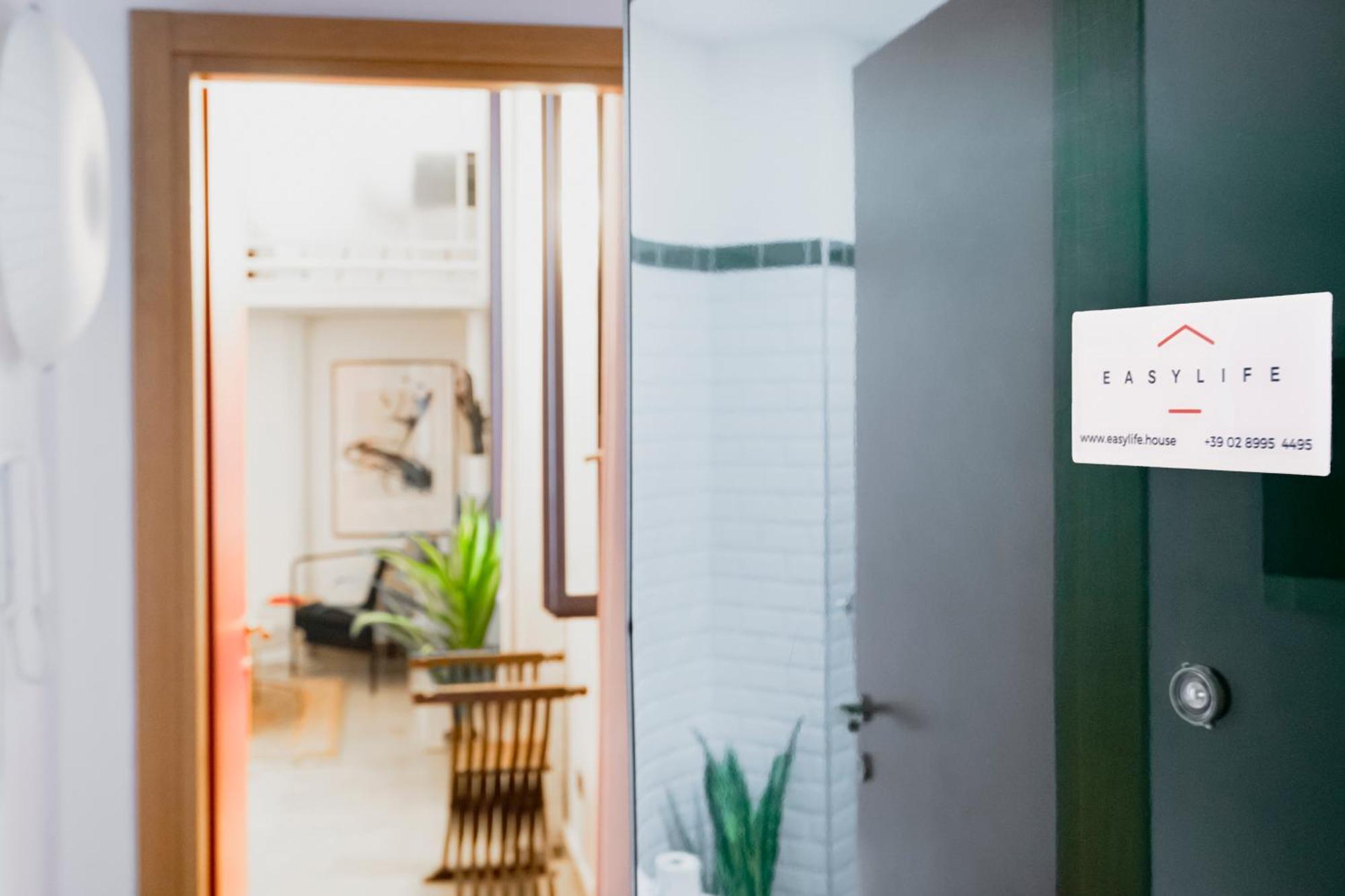 Easylife - Accogliente Monolocale In Via Torino, Posizione Perfetta Per Scoprire La Citta Apartamento Milão Exterior foto